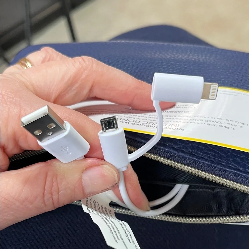 Liz Claiborne Navy Phone Charging Wallet